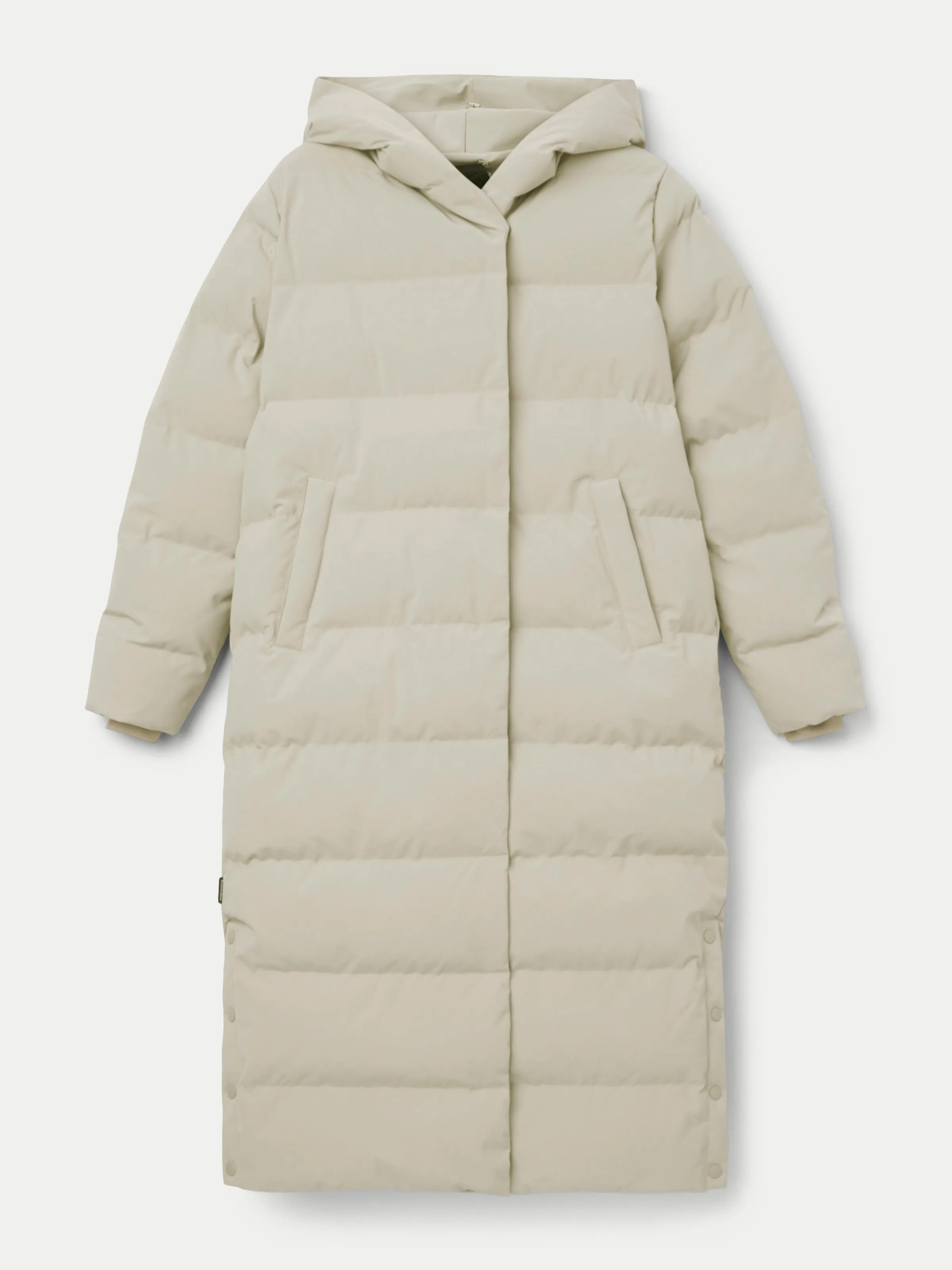 Luxurious Highland Long Puffer Coat in Elegant Light Greige